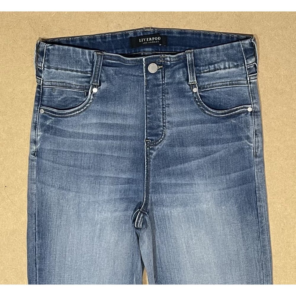 Liverpool Women Size 28 Jeans GiaGlider Crop Pull-On Fray Hem Stretch Alverston - Picture 13 of 14